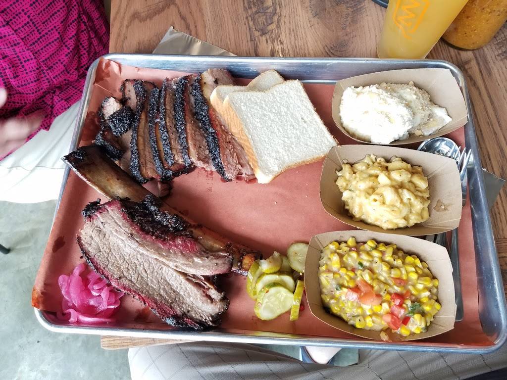 ZZQ | restaurant | 3201 W Moore St, Richmond, VA 23230, USA | 8045285648 OR +1 804-528-5648