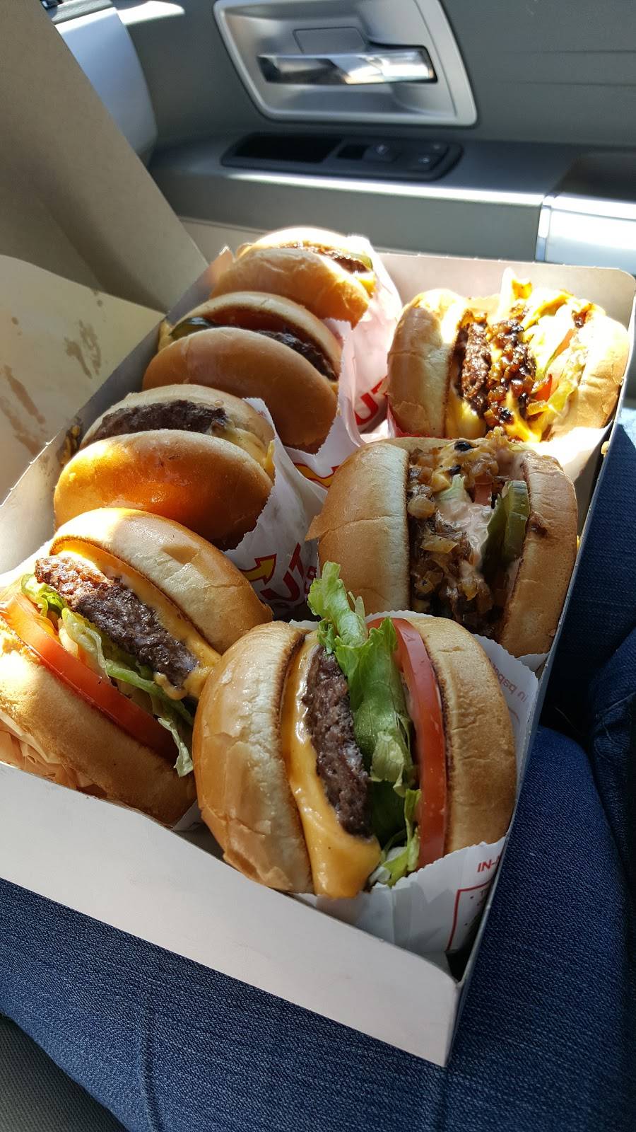 In-N-Out Burger | restaurant | 20545 E Rittenhouse Rd, Queen Creek, AZ 85142, USA | 8007861000 OR +1 800-786-1000