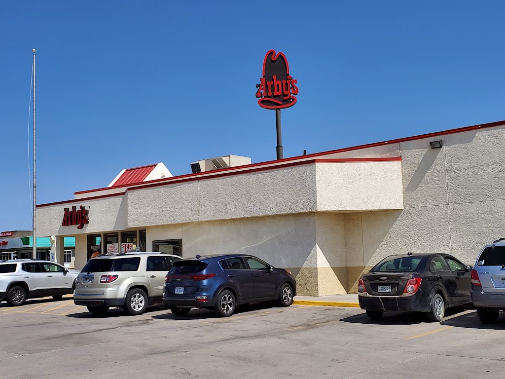 Arbys | meal takeaway | 2221 W, 6th St, Limon, CO 80828, USA | 7197752024 OR +1 719-775-2024