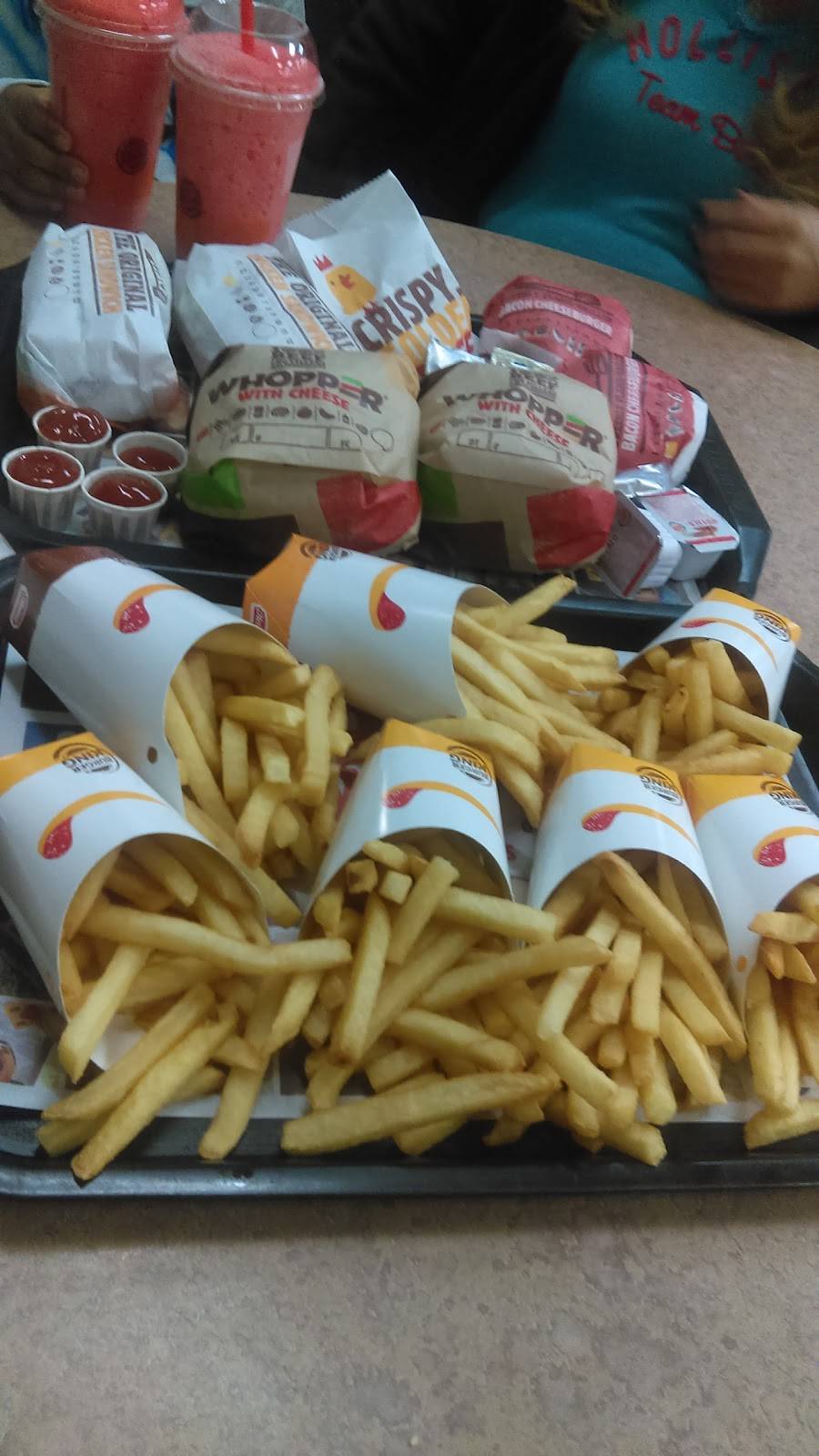 Burger King | restaurant | 5 Old Shore Rd, Port Washington, NY 11050, USA | 5168838673 OR +1 516-883-8673