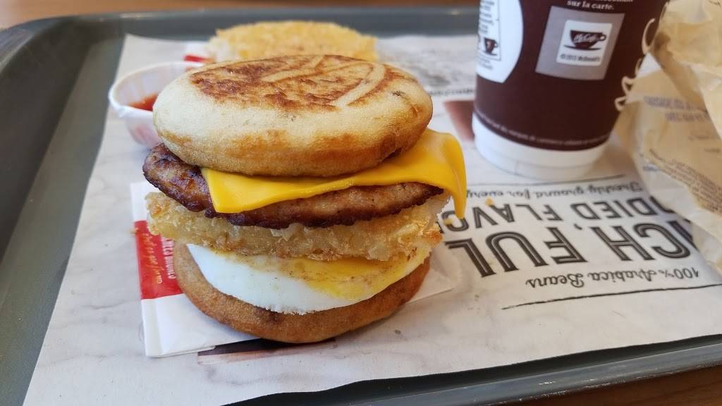 McDonalds | cafe | 159 Live Eight Way, Barrie, ON L4N 6P1, Canada | 7057228752 OR +1 705-722-8752