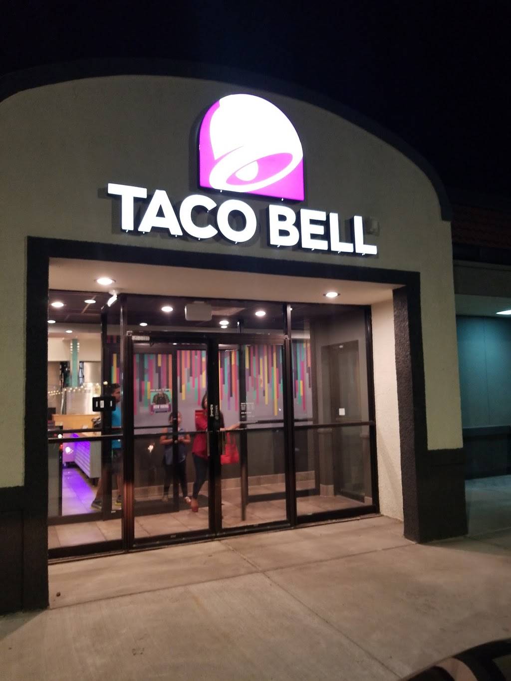 Taco Bell | meal takeaway | 945 Elmhurst Rd, Des Plaines, IL 60016, USA | 8474393898 OR +1 847-439-3898