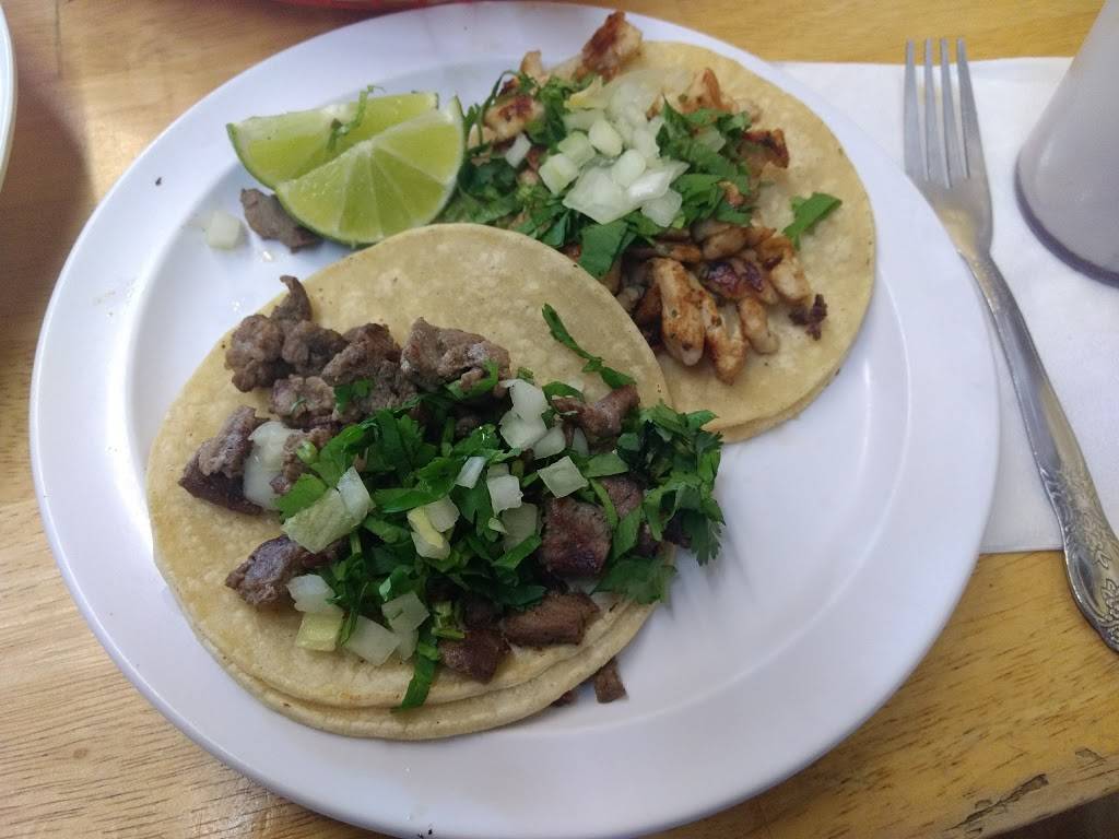 Burrito Charro | restaurant | 707 Pulaski Hwy # 105, Bear, DE 19701, USA | 3023260900 OR +1 302-326-0900