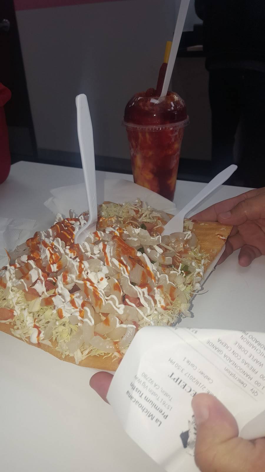 Classic Burgers | restaurant | 15712 Tustin Village Way, Tustin, CA 92780, USA | 7146673884 OR +1 714-667-3884