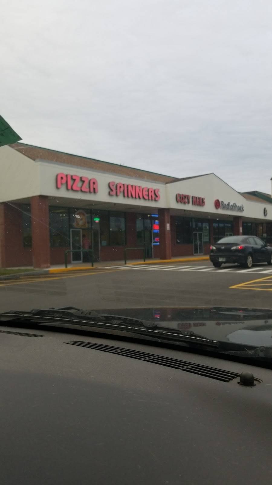 Pizza Spinners | restaurant | 54 Calef Hwy #12, Lee, NH 03861, USA | 6038683007 OR +1 603-868-3007