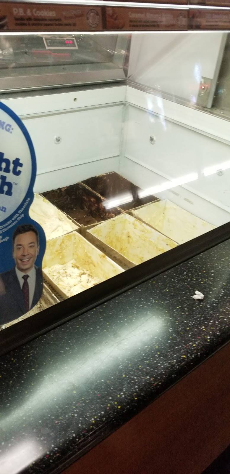 Ben & Jerrys | bakery | 9301 Tampa Ave #121, Northridge, CA 91324, USA | 8183497714 OR +1 818-349-7714