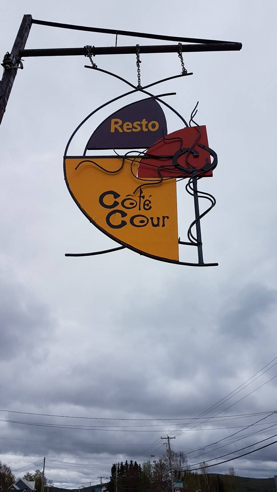 Restaurant Côté Cour | restaurant | 253 Rue Principale, Lambton, QC G0M 1H0, Canada | 4184862323 OR +1 418-486-2323