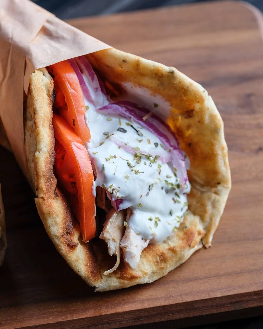 Kavala Taverne Grecque | restaurant | 5588 Avenue Auteuil, Brossard, QC J4Z 1M2, Canada | 4506769641 OR +1 450-676-9641