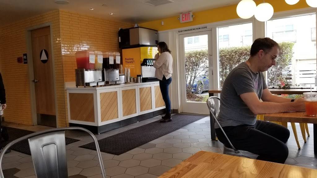 Starbird Chicken | restaurant | 1141 Triton Dr, Foster City, CA 94404, USA | 6505700593 OR +1 650-570-0593