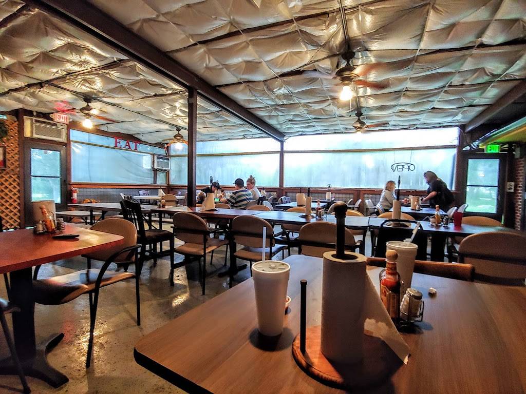 J&J BBQ & Burgers | restaurant | 300 W Whitestone Blvd, Cedar Park, TX 78613, USA | 5129180314 OR +1 512-918-0314