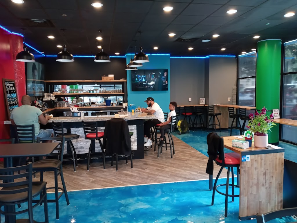 Crab Bucket | restaurant | 2036 S Michigan Ave, Chicago, IL 60616, USA | 3126009183 OR +1 312-600-9183