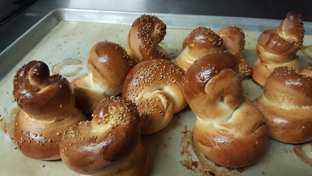 Upper Crust | restaurant | 3740 Overseas Hwy, Marathon, FL 33050, USA | 3057437100 OR +1 305-743-7100