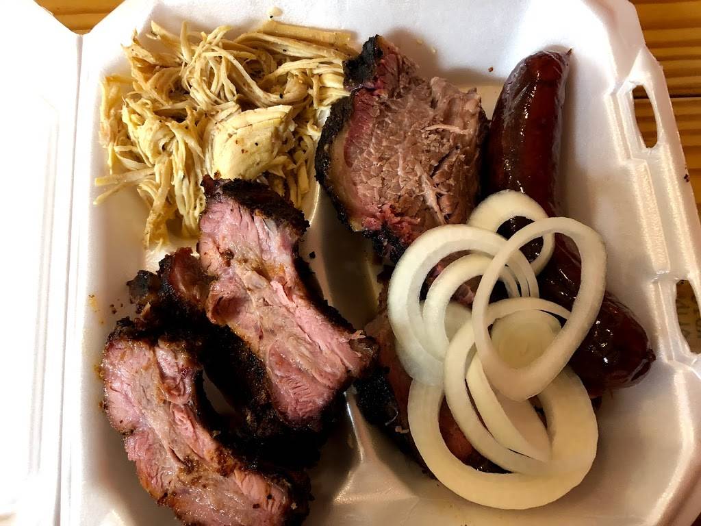 Straight From Texas Bar-B-Que | restaurant | 306 North St, Richmond, KY 40475, USA | 8596252147 OR +1 859-625-2147
