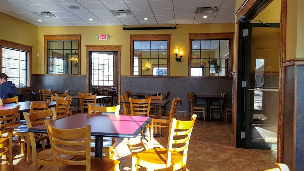 Sams Italian Foods | restaurant | 14 Millett Dr, Auburn, ME 04210, USA | 2077831111 OR +1 207-783-1111