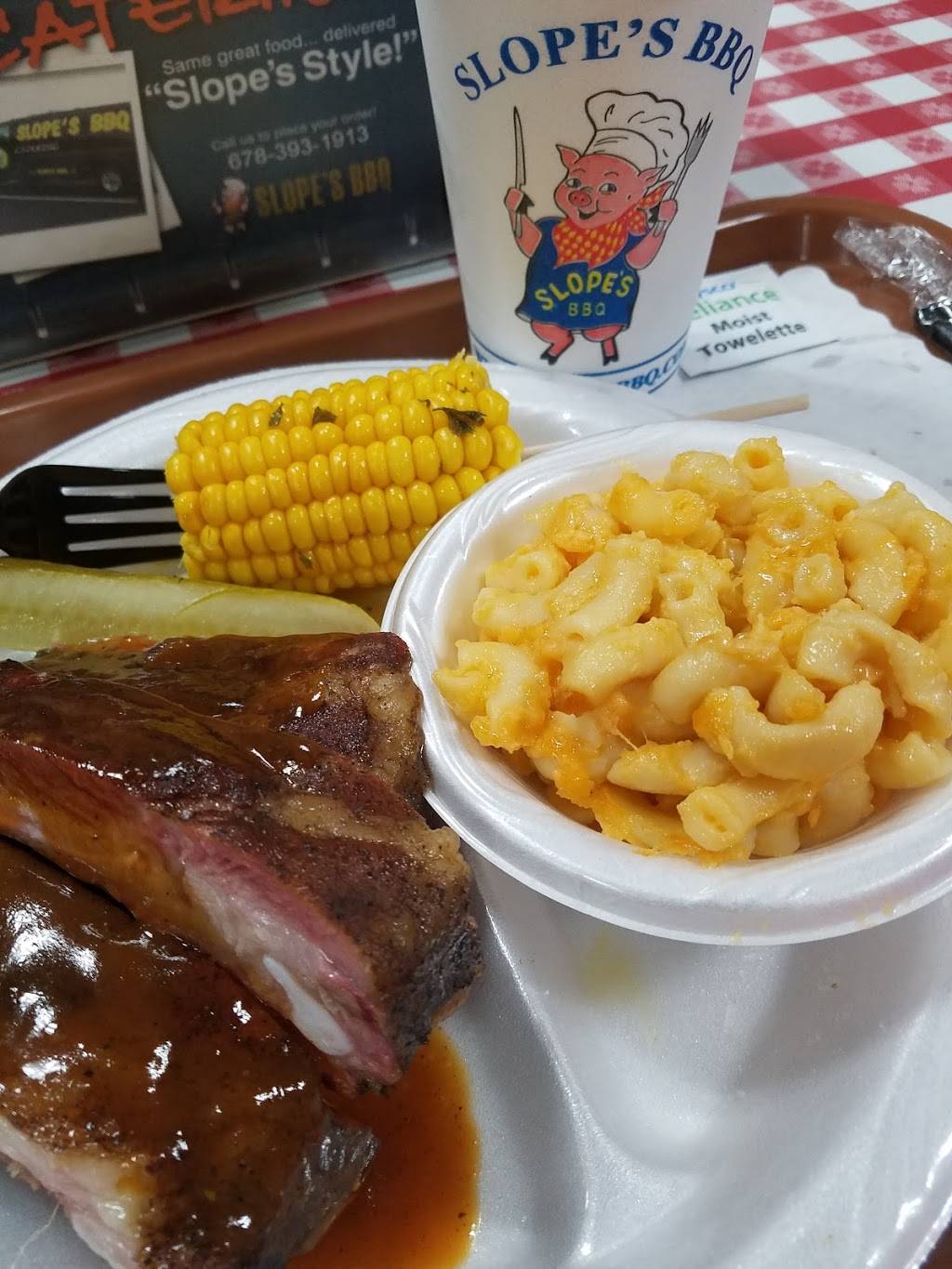 Slopes BBQ Of Alpharetta | restaurant | 5865 Gateway Dr, Alpharetta, GA 30004, USA | 6783931913 OR +1 678-393-1913