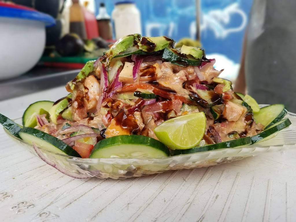 Mariscos Los Gueros | restaurant | Leona Vicario 28-6, Cuauhtemoc, 22890 Ensenada, B.C., Mexico | 016461217933 OR +52 646 121 7933