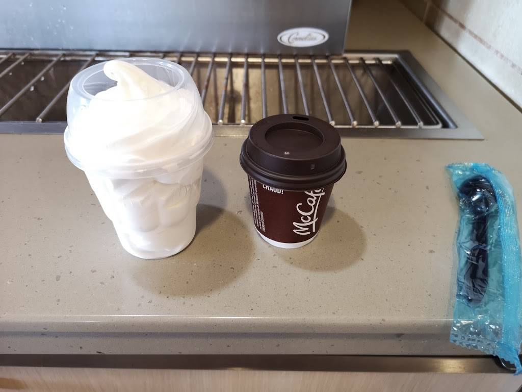 McDonalds | cafe | 475 Centre St N, Napanee, ON K7R 3S4, Canada | 6133549707 OR +1 613-354-9707