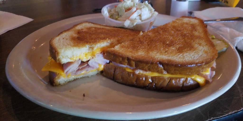 Bostons Bar & Grille | restaurant | 1730 E Elliot Rd, Tempe, AZ 85284, USA | 4808310822 OR +1 480-831-0822