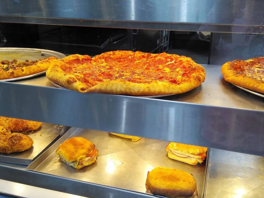 Costco Food Court | meal takeaway | 9919 Pulaski Hwy, Middle River, MD 21220, USA | 4105747563 OR +1 410-574-7563