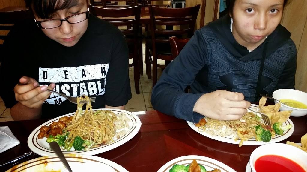 China | restaurant | 317 Pennsylvania Ave, Holton, KS 66436, USA | 7853627888 OR +1 785-362-7888