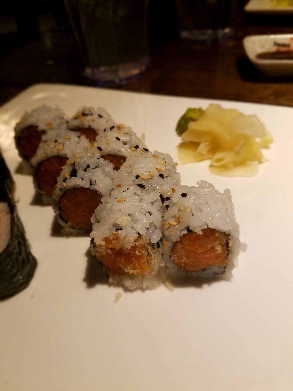 Sumo Japanese Steakhouse & Sushi Bar | restaurant | 50 Holyoke St Ste H213, Holyoke, MA 01040, USA | 4133229887 OR +1 413-322-9887