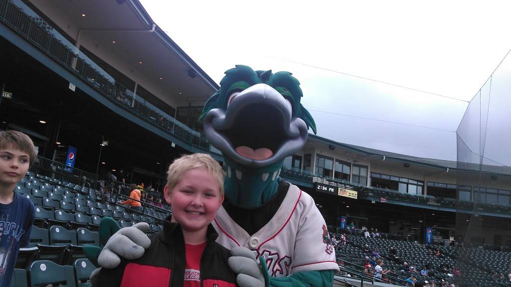 Century Oaks | restaurant | 4570 Pigeon Rd, Elkton, MI 48731, USA | 9893754419 OR +1 989-375-4419