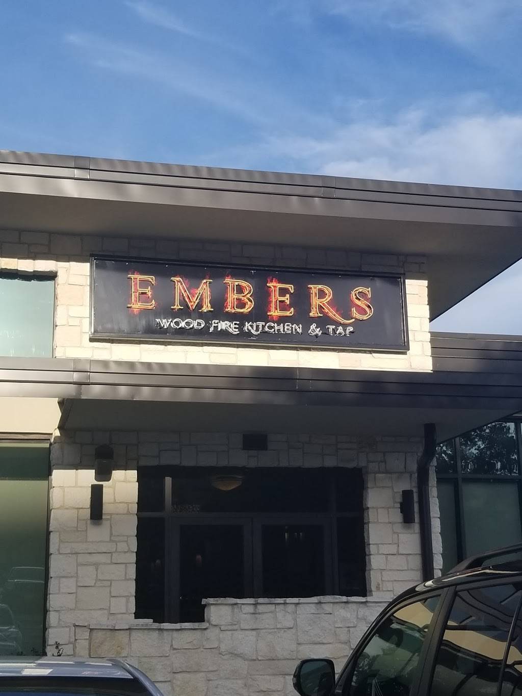 Embers - Tap | restaurant | 819 N Loop 1604 E, San Antonio, TX 78232, USA | 2104902256 OR +1 210-490-2256