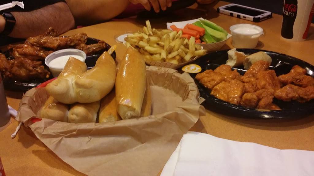 Wings N Things | restaurant | 12075 Carmel Mountain Rd #201, San Diego, CA 92128, USA | 8584519464 OR +1 858-451-9464