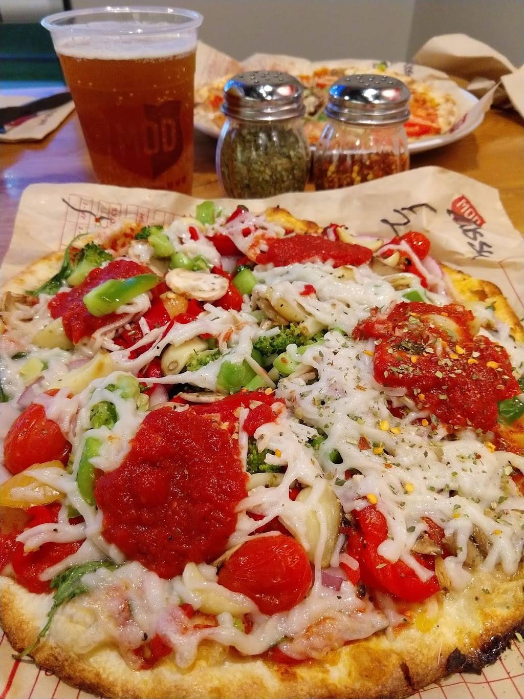 MOD Pizza | restaurant | 6447 Grand Ave, Gurnee, IL 60031, USA | 2246100766 OR +1 224-610-0766