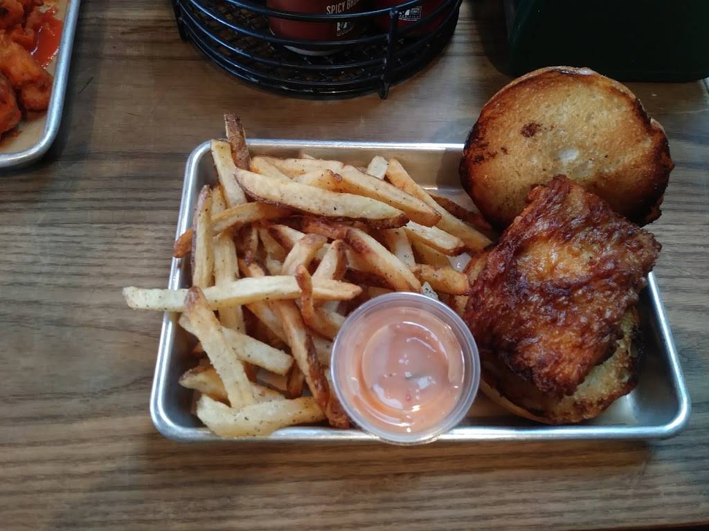 The Roof | restaurant | 214 3rd St, Brooklyn, NY 11215, USA | 7189073622 OR +1 718-907-3622