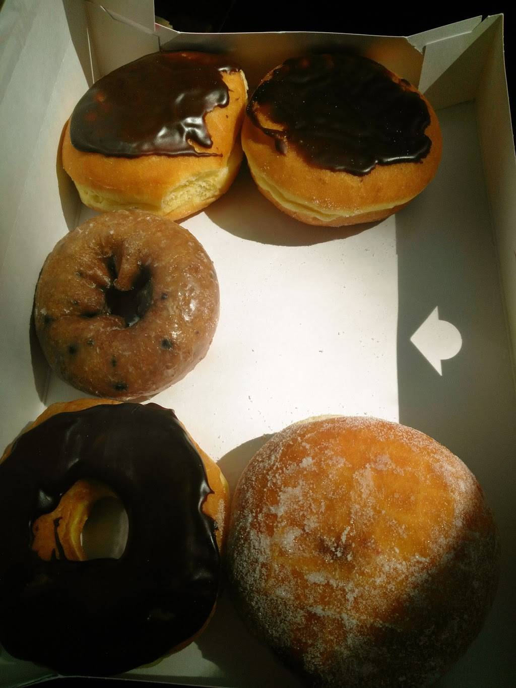 Dunkin | bakery | 9901 Pines Blvd, Pembroke Pines, FL 33024, USA | 9544433334 OR +1 954-443-3334