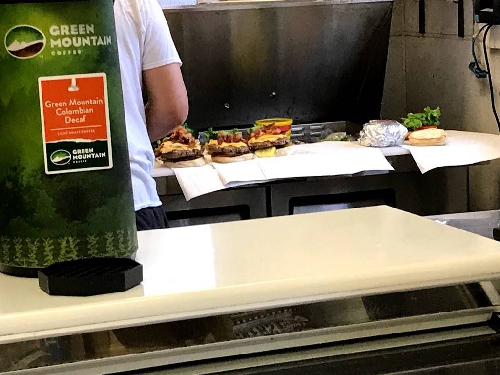 The Shopping Bag | restaurant | 166 North St, Burlington, VT 05401, USA | 8026584790 OR +1 802-658-4790