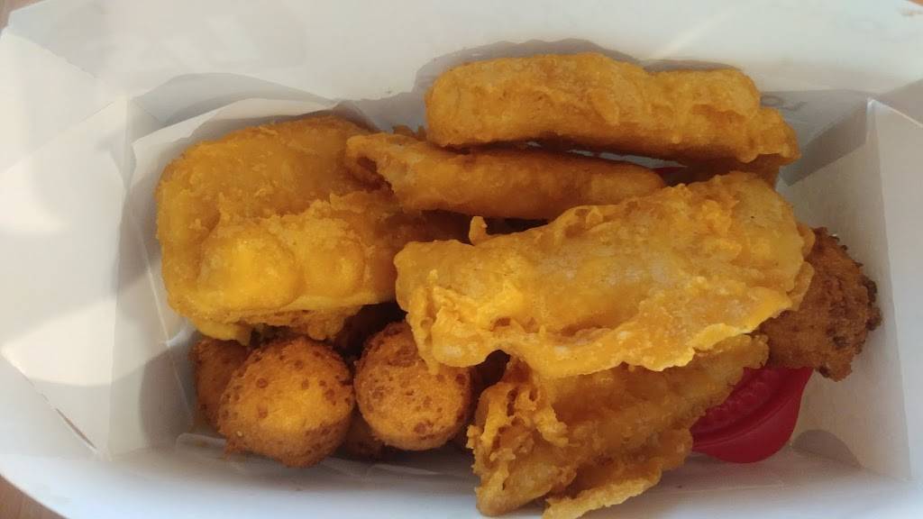 Long John Silvers | restaurant | 2751 Columbus St, Ottawa, IL 61350, USA | 8154346333 OR +1 815-434-6333