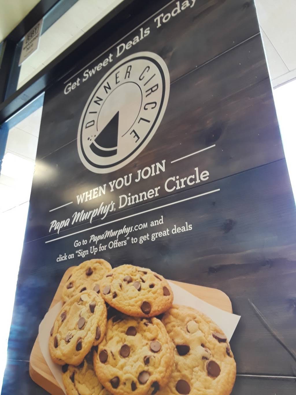 Papa Murphys Take N Bake Pizza | meal takeaway | 5171 E Kings Canyon Rd, Fresno, CA 93727, USA | 5592512500 OR +1 559-251-2500