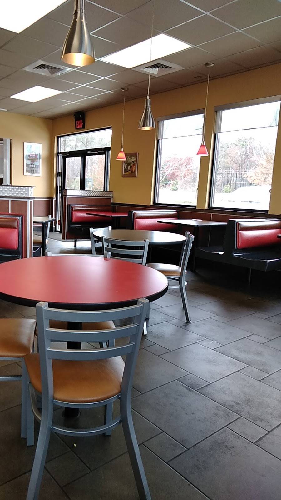 Hardees | restaurant | 3069 Cobb Pkwy NW, Kennesaw, GA 30152, USA | 7709758621 OR +1 770-975-8621