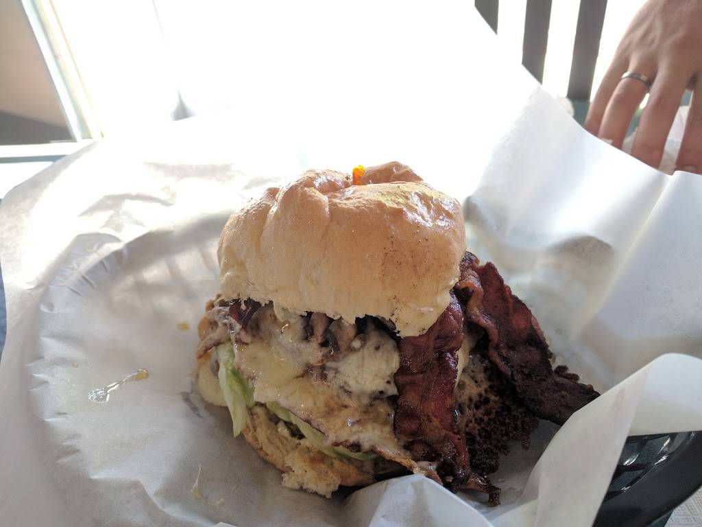 Nobbys | restaurant | 1444 Park Ave, Chico, CA 95928, USA | 5303422285 OR +1 530-342-2285