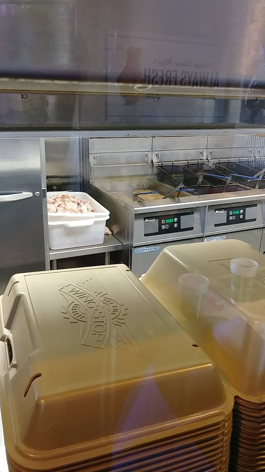 Wingstop | meal takeaway | 1823 Morse Rd Service Road, Columbus, OH 43224, USA | 6142679464 OR +1 614-267-9464