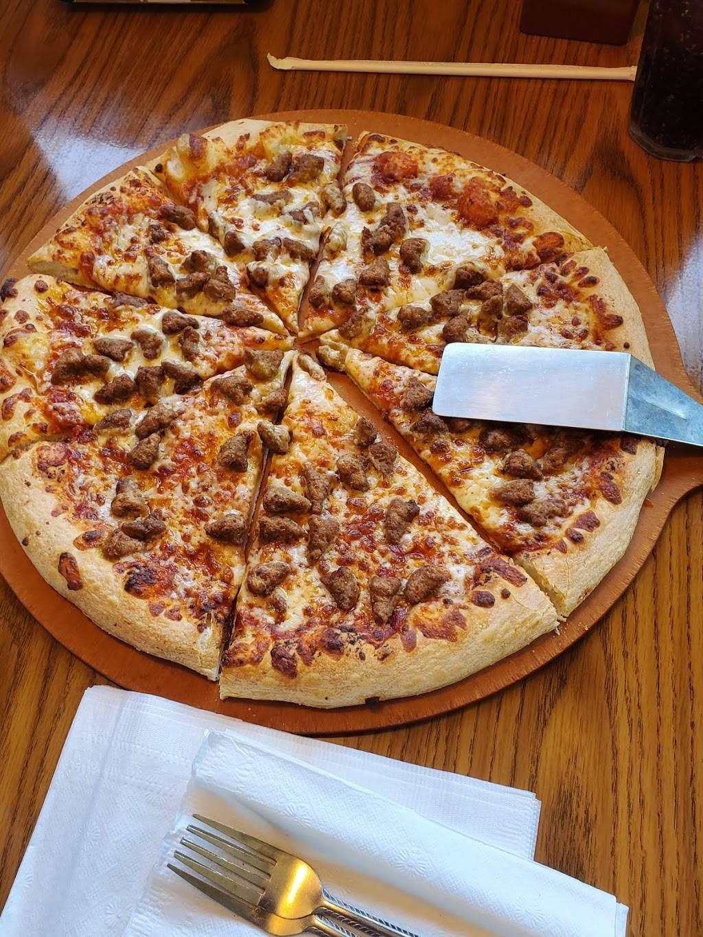 Pizza Hut | meal takeaway | 501 W Shawnee St, Muskogee, OK 74401, USA | 9186825555 OR +1 918-682-5555