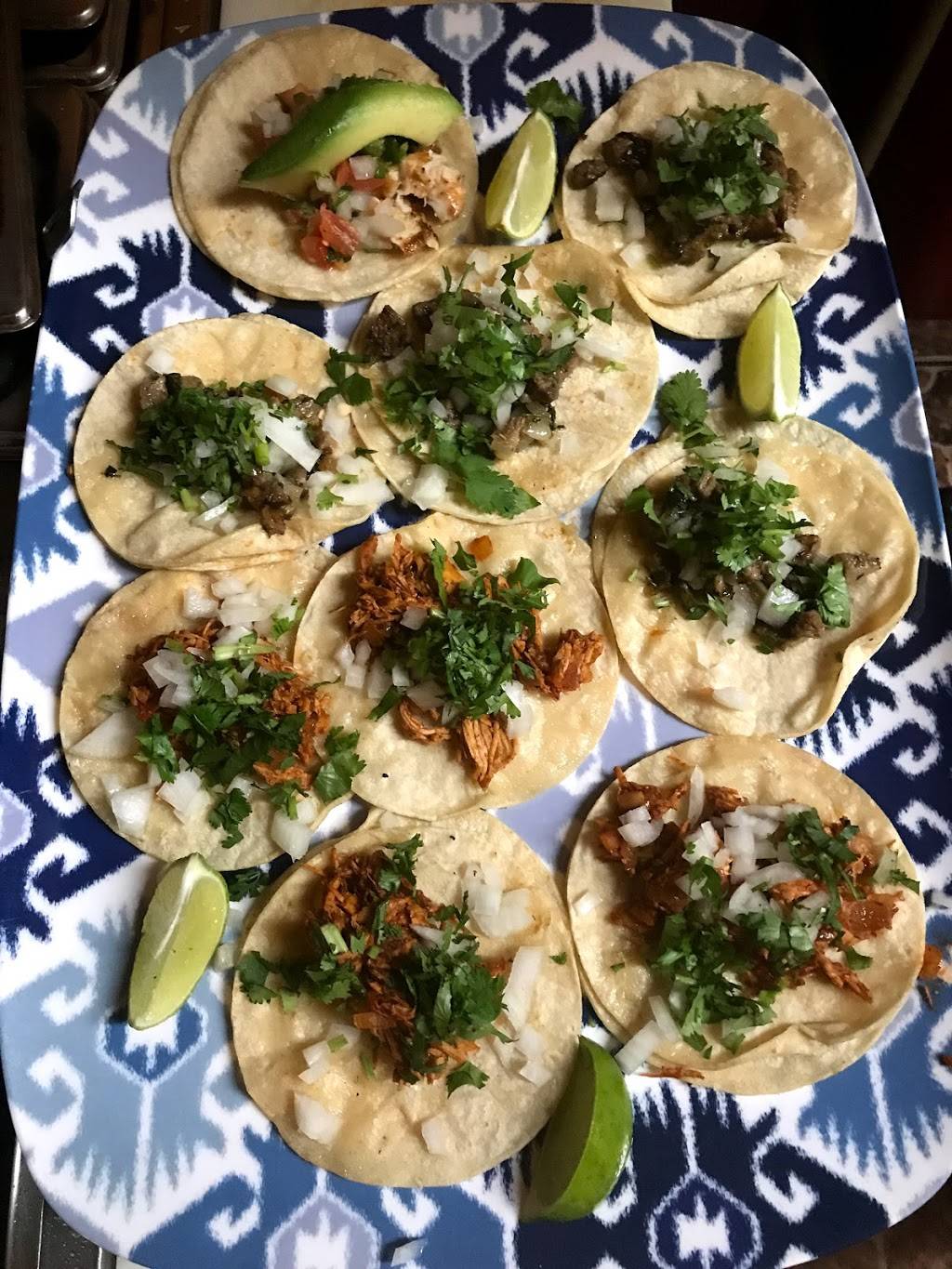 Panchitas Mexican Criolla Cuisine | meal takeaway | 1434 S Carrollton Ave, New Orleans, LA 70118, USA | 5042814127 OR +1 504-281-4127