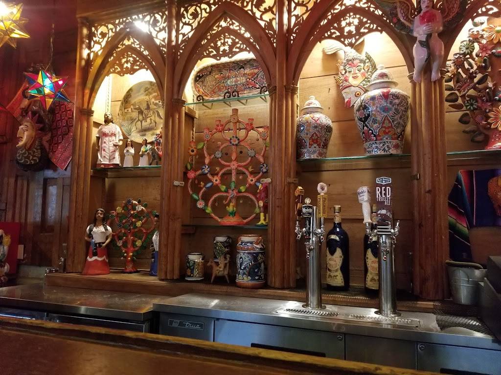 Casa Guadalajara | restaurant | 4105 Taylor St, San Diego, CA 92110, USA | 6192955111 OR +1 619-295-5111