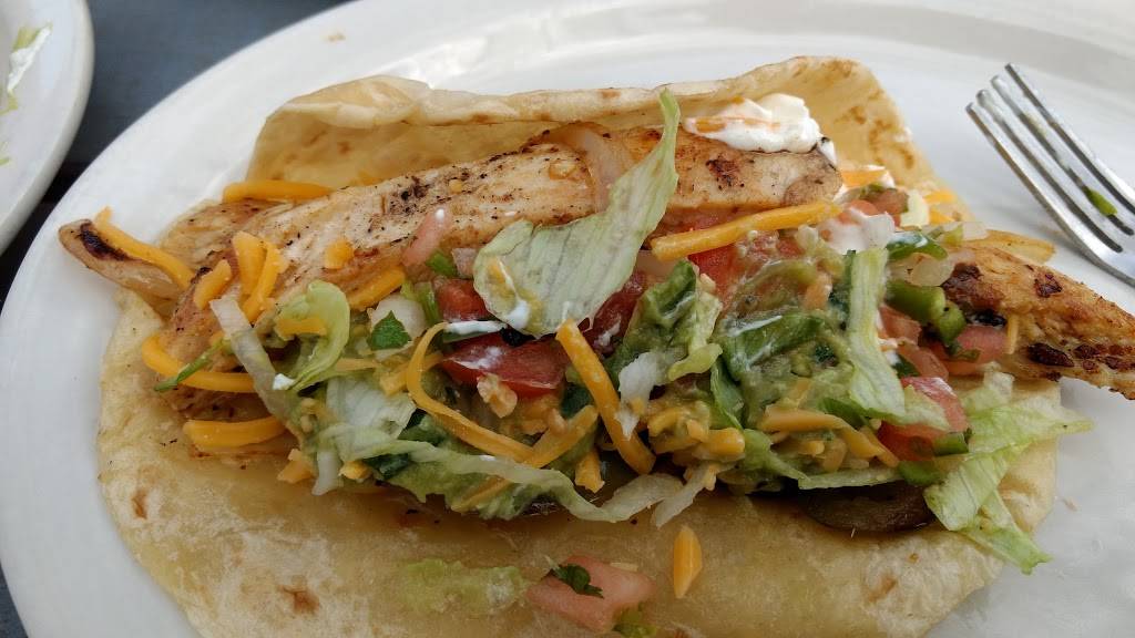 Waterloo Ice House N. Capital of TX Highway | restaurant | 6203 N Capital of Texas Hwy, Austin, TX 78731, USA | 5124189700 OR +1 512-418-9700