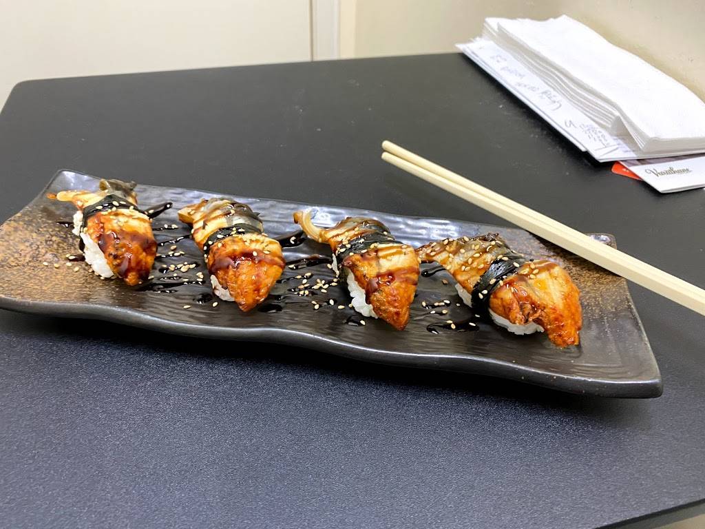 Yama Sushi & Asian Cuisine | restaurant | 7704 E Doubletree Ranch Rd #105, Scottsdale, AZ 85258, USA | 4803987123 OR +1 480-398-7123