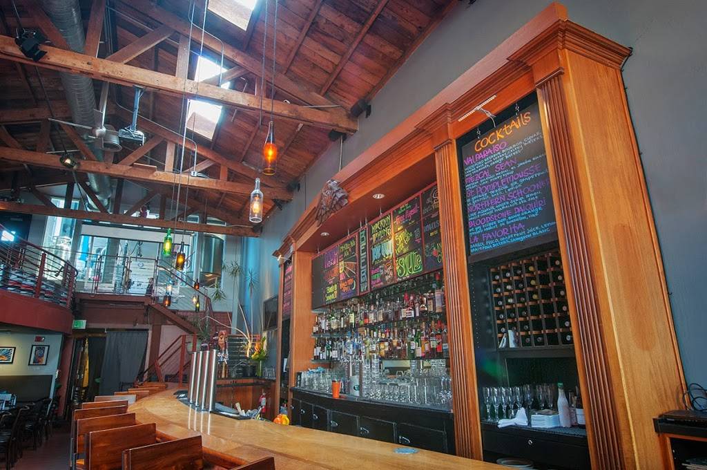 Social Kitchen & Brewery | restaurant | 1326 9th Ave, San Francisco, CA 94122, USA | 4156810330 OR +1 415-681-0330