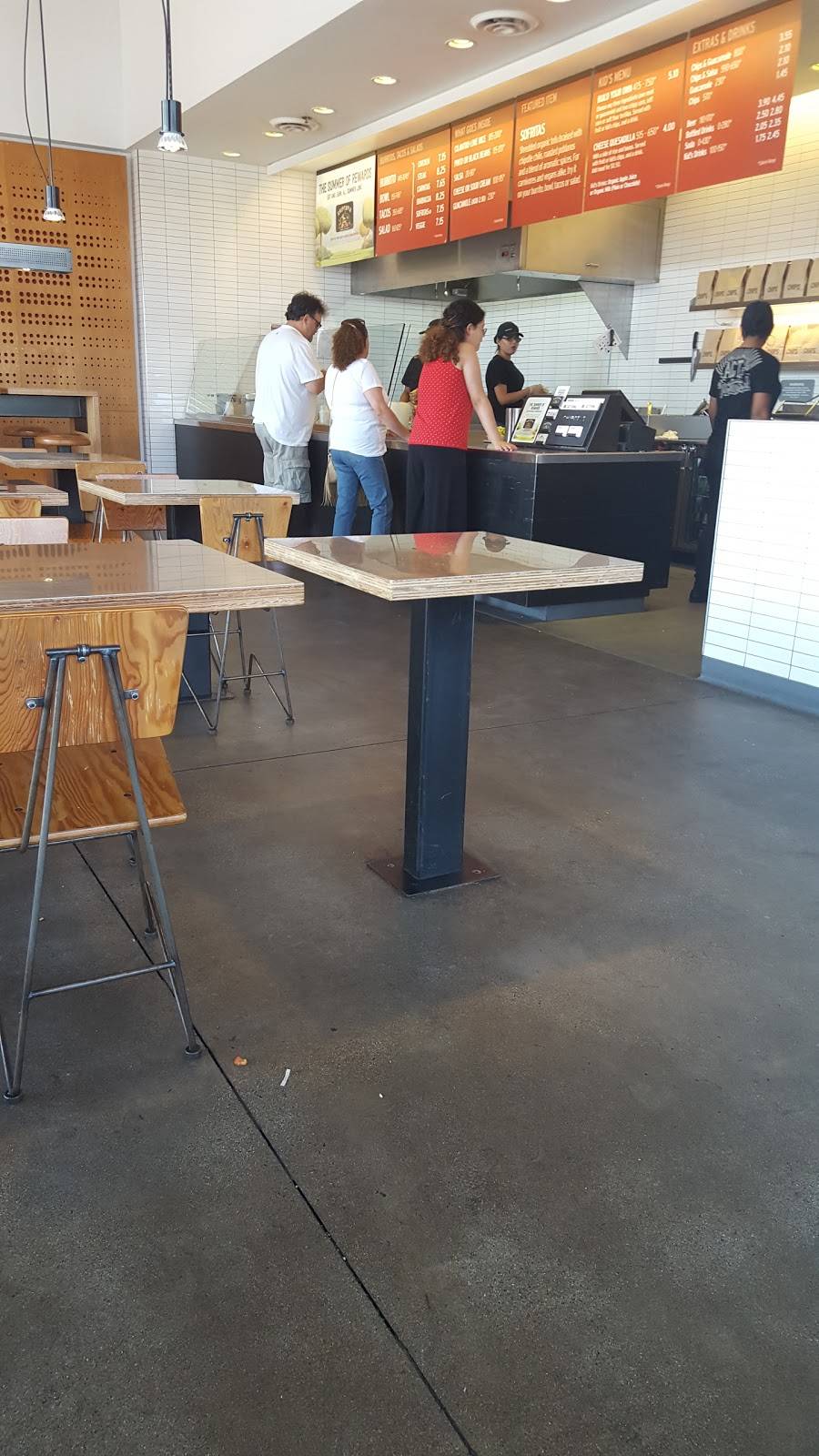 Chipotle Mexican Grill | restaurant | 1748 N Main Dr, Salinas, CA 93906, USA | 8314440943 OR +1 831-444-0943