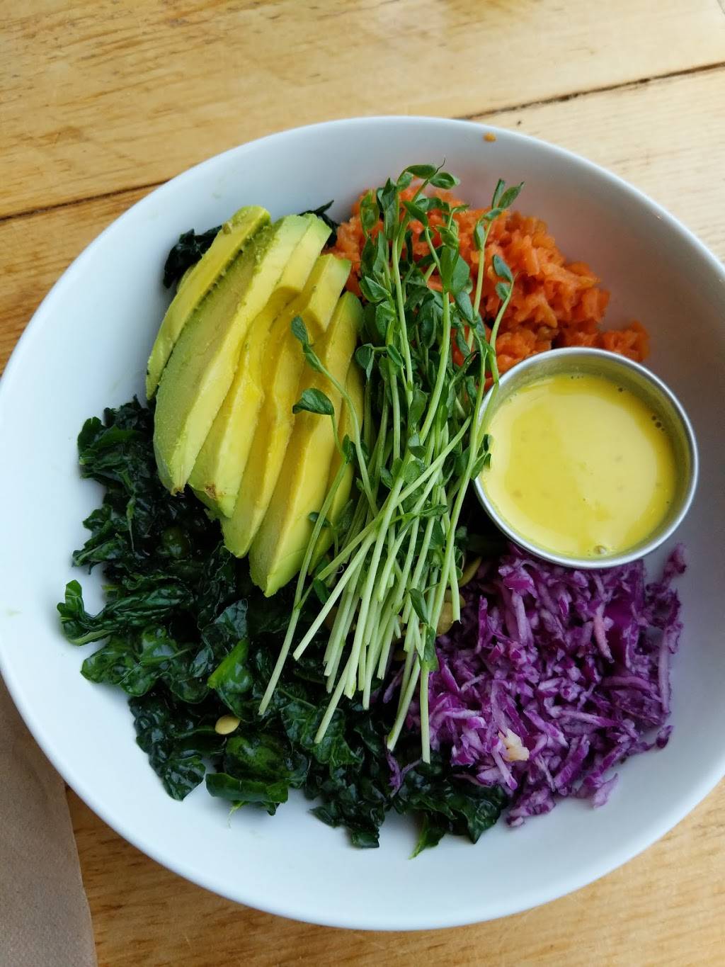 Nourish Wellness Cafe and Juice Bar | cafe | 10 Bridge St, Northampton, MA 01060, USA | 4137273260 OR +1 413-727-3260