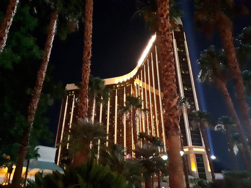 Mirchi Indian restaurant in Las Vegas | restaurant | 3999 S Las Vegas Blvd #C, Las Vegas, NV 89119, USA | 7022093599 OR +1 702-209-3599