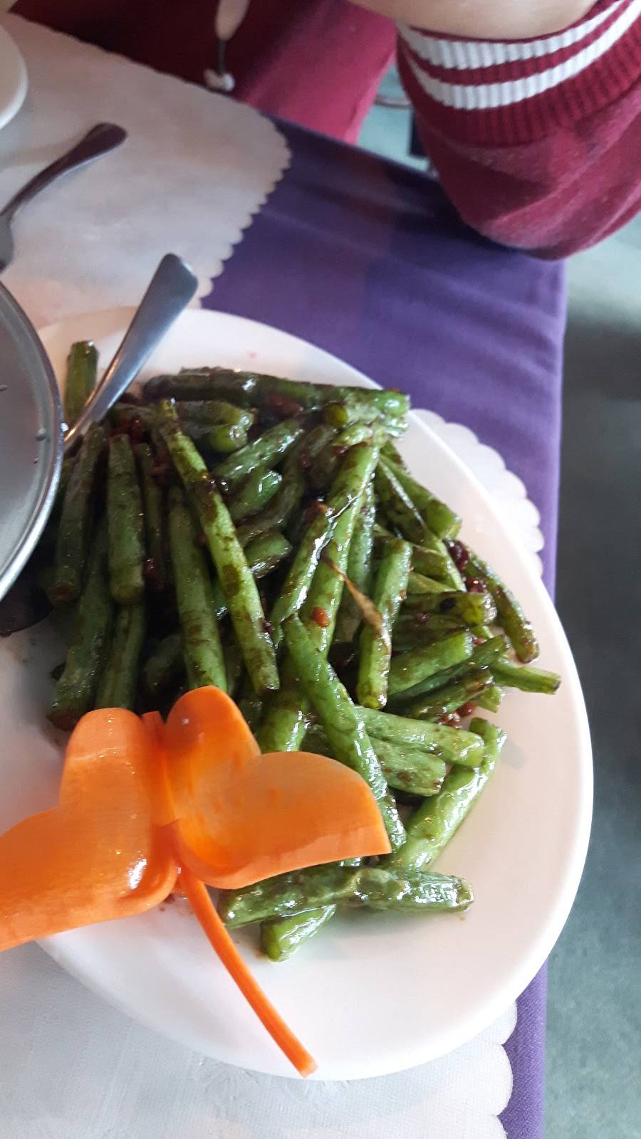 Won Ton House Restaurant | restaurant | 1300 Wellington St W, Ottawa, ON K1Y 3A9, Canada | 6137288885 OR +1 613-728-8885