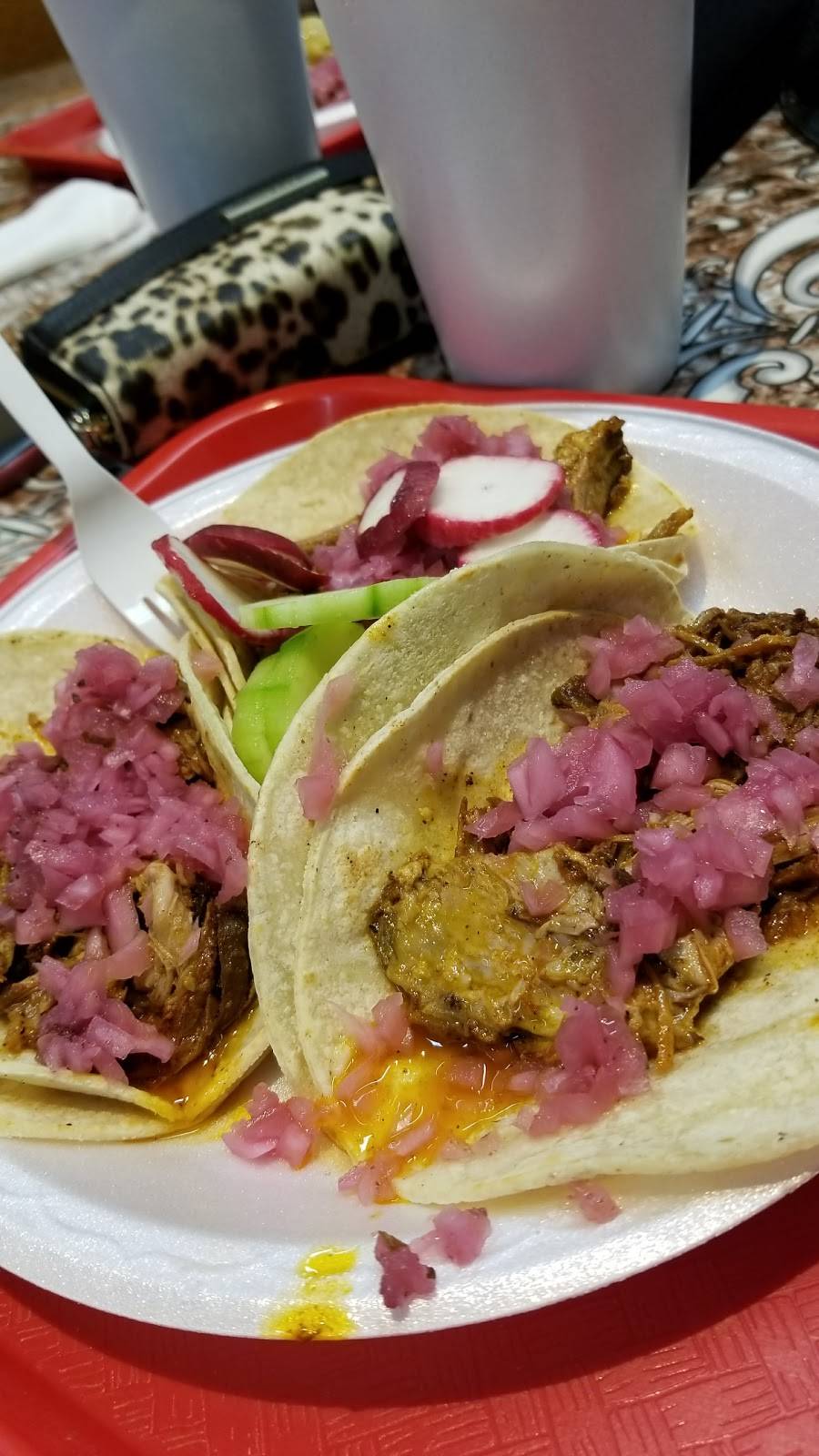 La Reyna yucateca | restaurant | 1959 S Main St, Santa Ana, CA 92707, USA | 7149663051 OR +1 714-966-3051