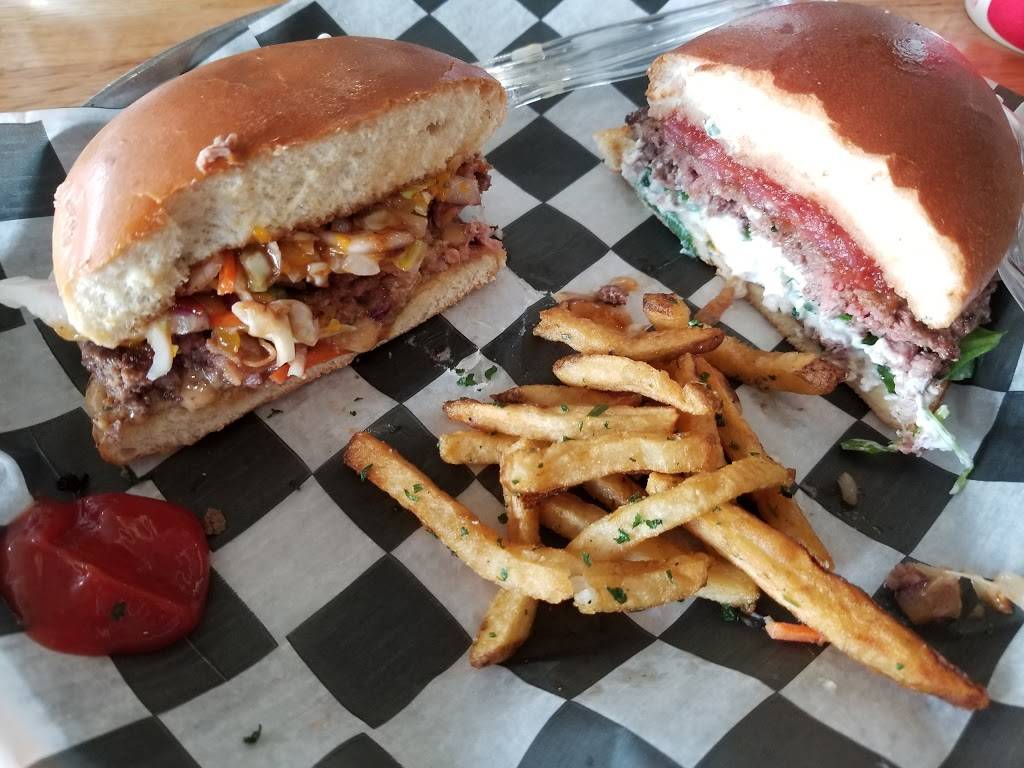 Honest Abes Burgers & Freedom | restaurant | 840 N 70th St, Lincoln, NE 68505, USA | 4022619860 OR +1 402-261-9860