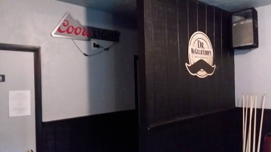 L’s Sideline Sports Bar and Grill | restaurant | 825 5th Ave, East McKeesport, PA 15035, USA | 4128242857 OR +1 412-824-2857